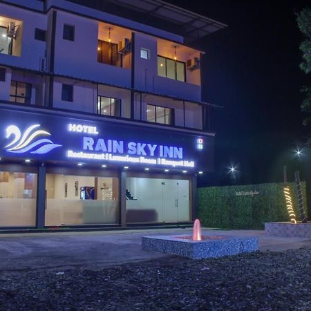 Hotel Rain Sky Inn Lonavala Exterior foto