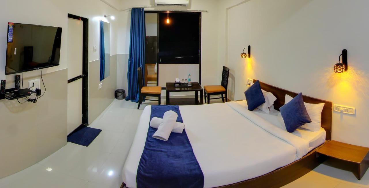 Hotel Rain Sky Inn Lonavala Exterior foto
